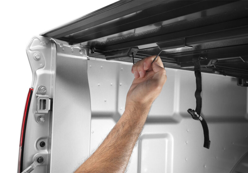 BAK 16-20 Nissan Titan 5ft 6in Bed BAKFlip G2 - 226525