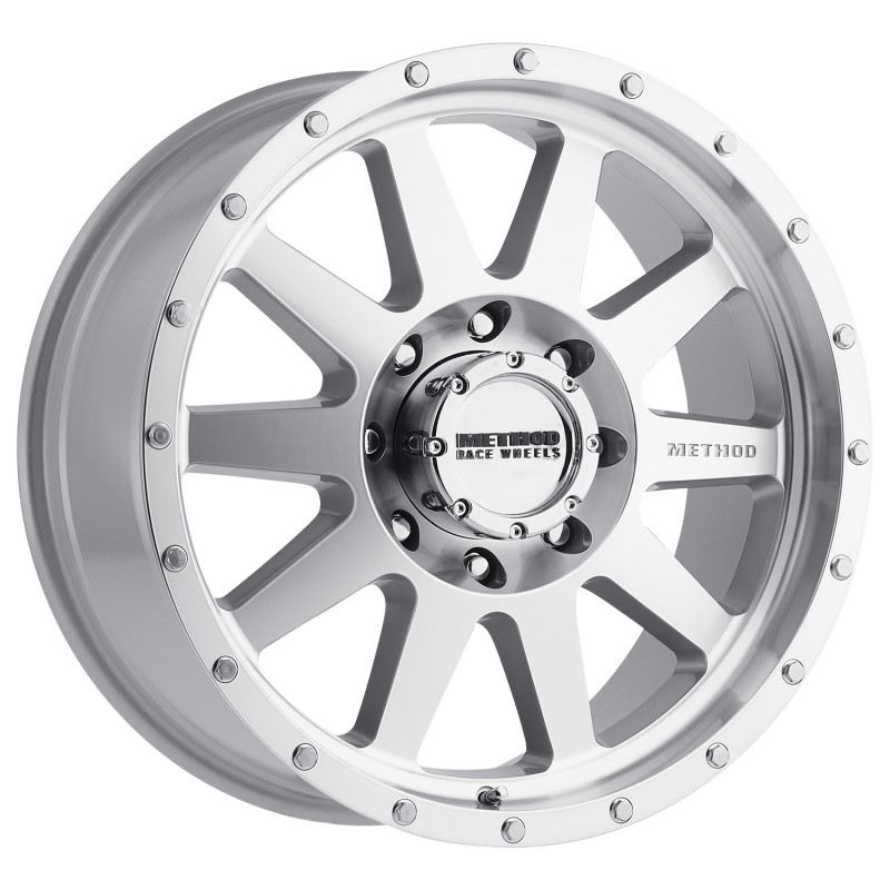 Method MR301 The Standard 18x9 +18mm Offset 8x170 130.81mm CB Machined/Clear Coat Wheel - MR30189087318
