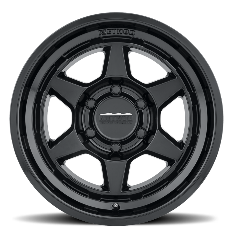 Method MR708 17x8.5 / 0mm Offset / 6x5.5 / 106.25mm CB - Gloss Black - MR708785601300 Photo - Close Up