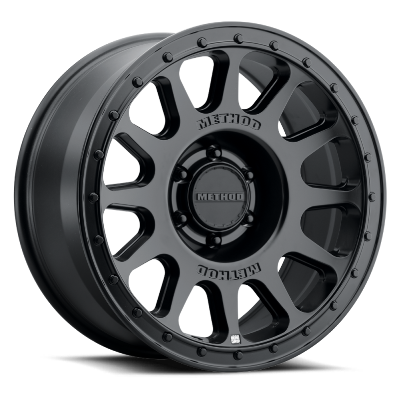 Method MR709 HD Bead Grip 20x 9in / ET12 / 6x135 BP / 87mm Bore - Black Wheel - MR70929016512H Photo - Close Up
