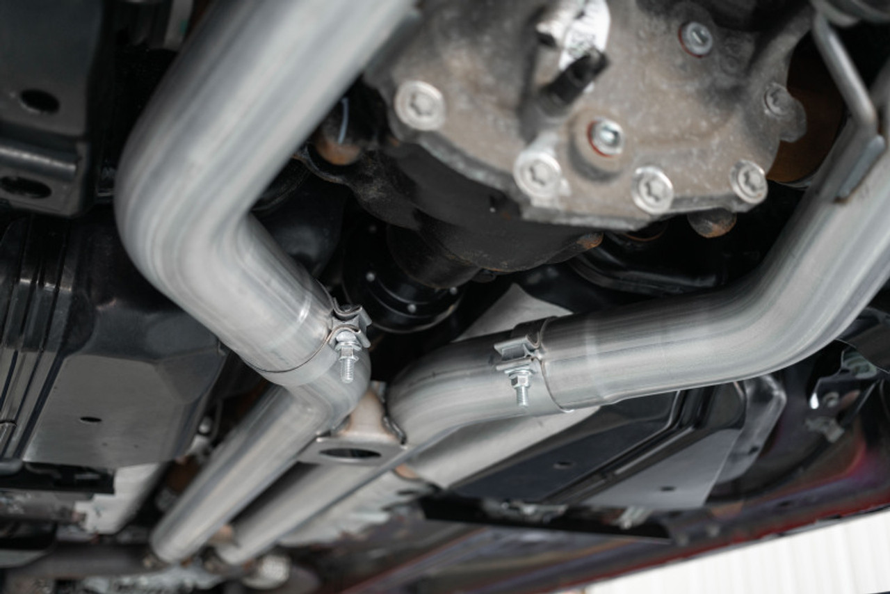 MBRP 18-22 Ford Mustang GT 5L T304 SS 3in Cat-Back Dual Rear w/4in Quad Carbon Fiber Tips (Race) - S72073CF