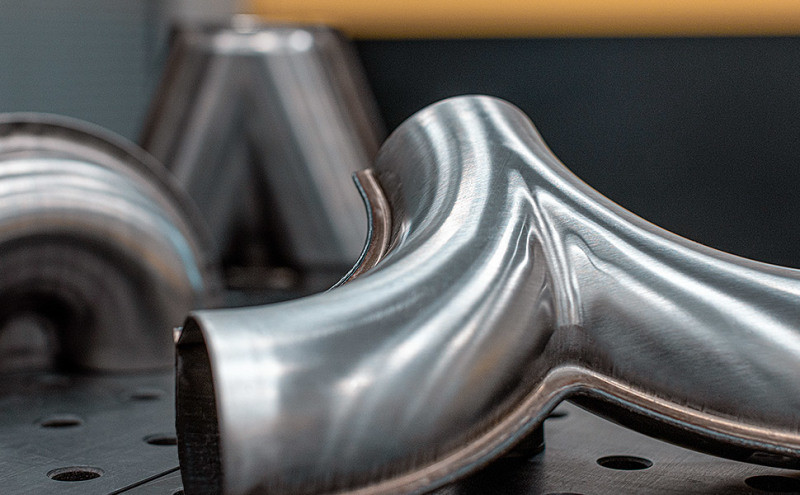 MagnaFlow Smooth Trans T 2.50inch SS 90/90 deg. - 10734