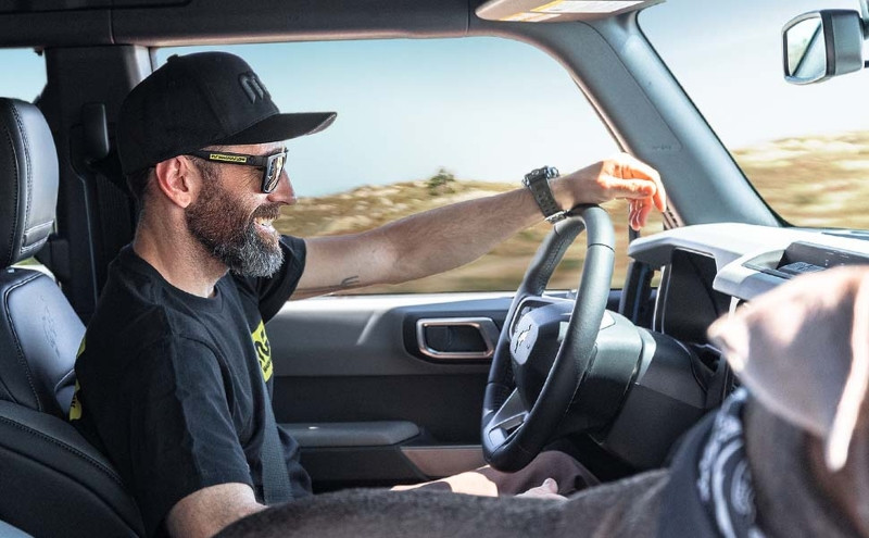 MagnaFlow Muffler Mag SS 14X4X9 2.25/2.25 C/C - 11215