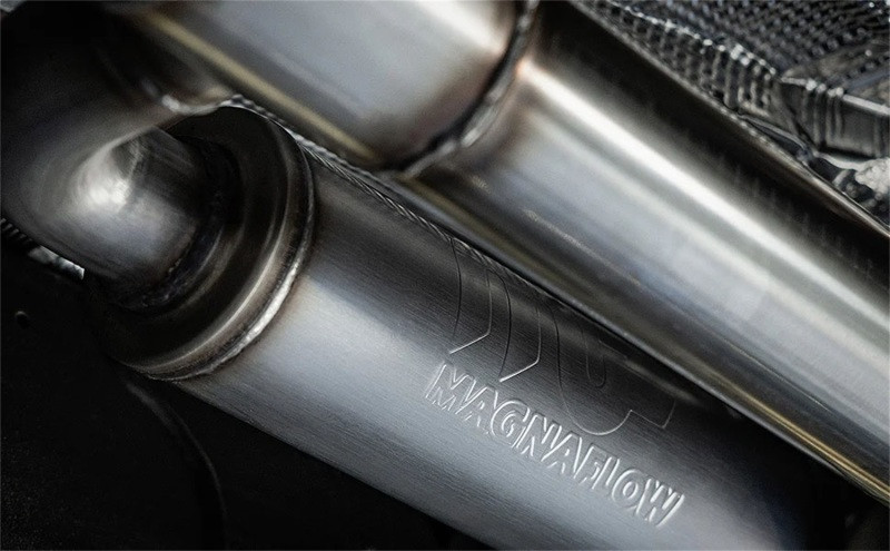 MagnaFlow 19-23 Chevy Silverado 1500 19-23 GMC Sierra 1500 Overland Cat-Back Exhaust - 19626