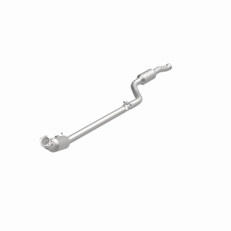 Magnaflow 12-16 E350 V6 3.5 OEM Underbody Direct Fit Converter - 21-447