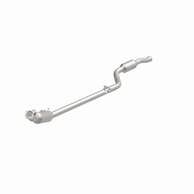 Magnaflow 12-16 E350 V6 3.5 OEM Underbody Direct Fit Converter - 21-447