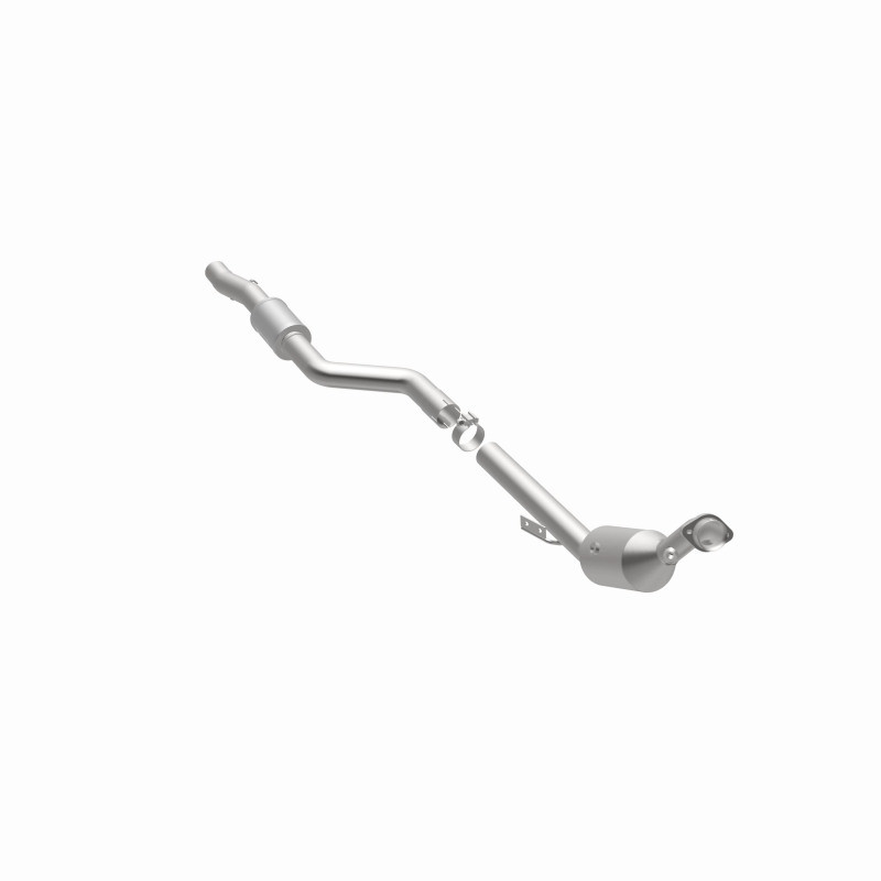 Magnaflow 07-11 S550 V8 5.5 OEM Underbody Direct Fit Converter - 21-569