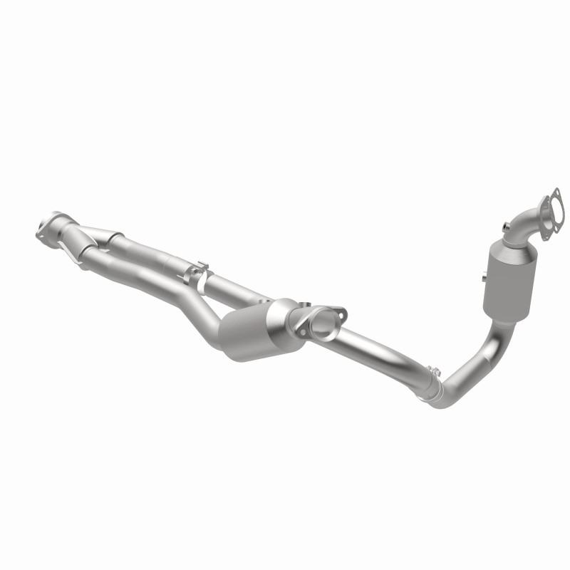 Magnaflow Conv DF 2015-2017 Transit-150 V6 3.5 OEM Underbody - 21-710