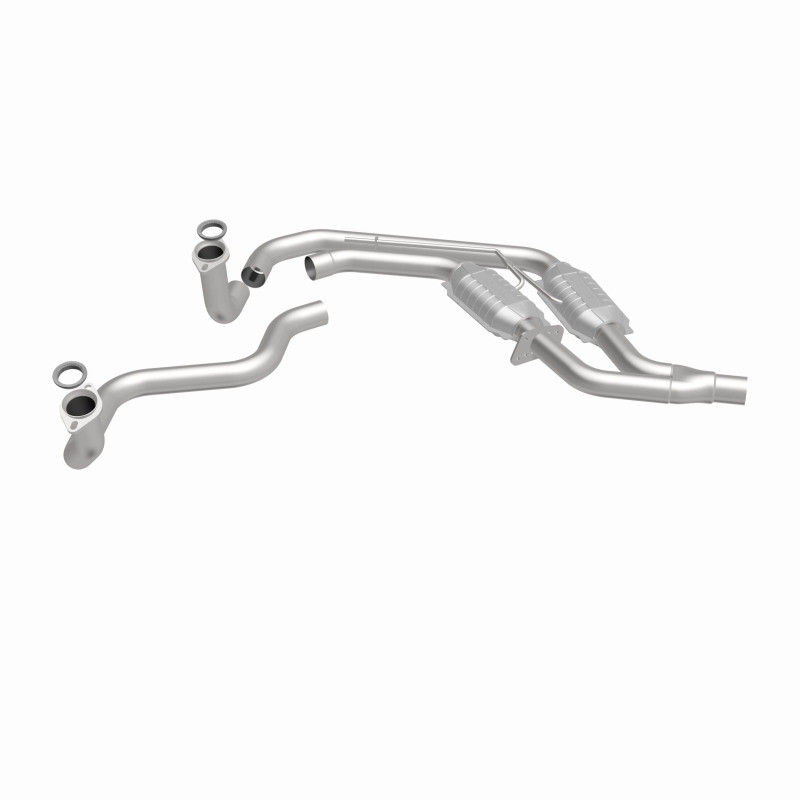MagnaFlow Conv DF GM 89 92 (2.5in Tubing) - 23479