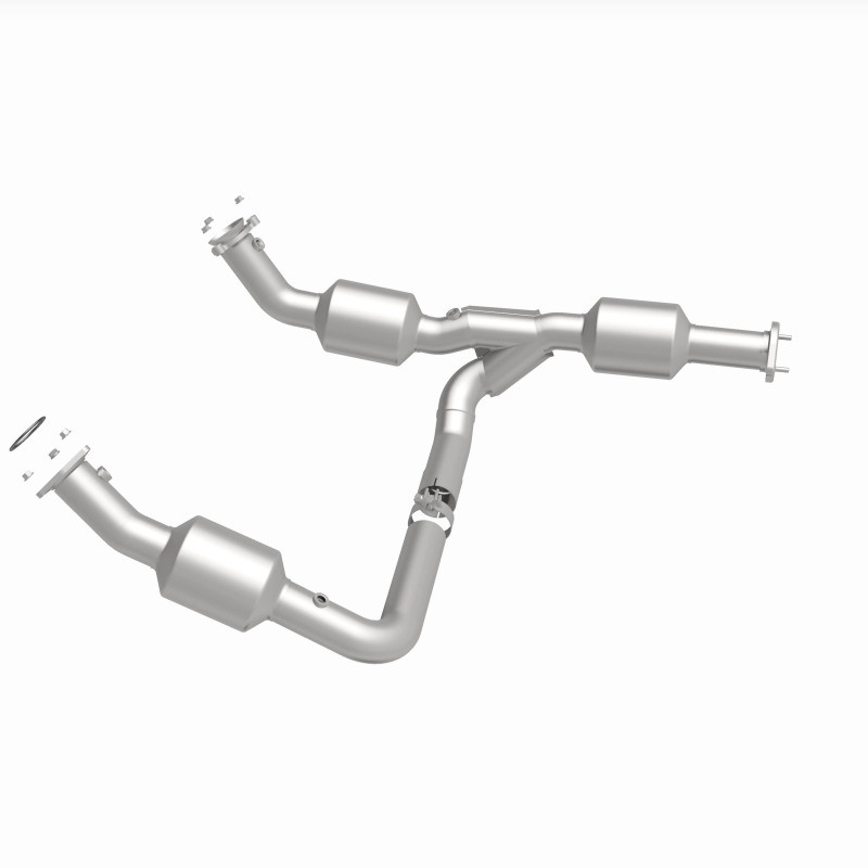 Magnaflow 18-20 Chevrolet Express 2500 Single Underbody 4.3L Direct Fit Catalytic Converter - 280210