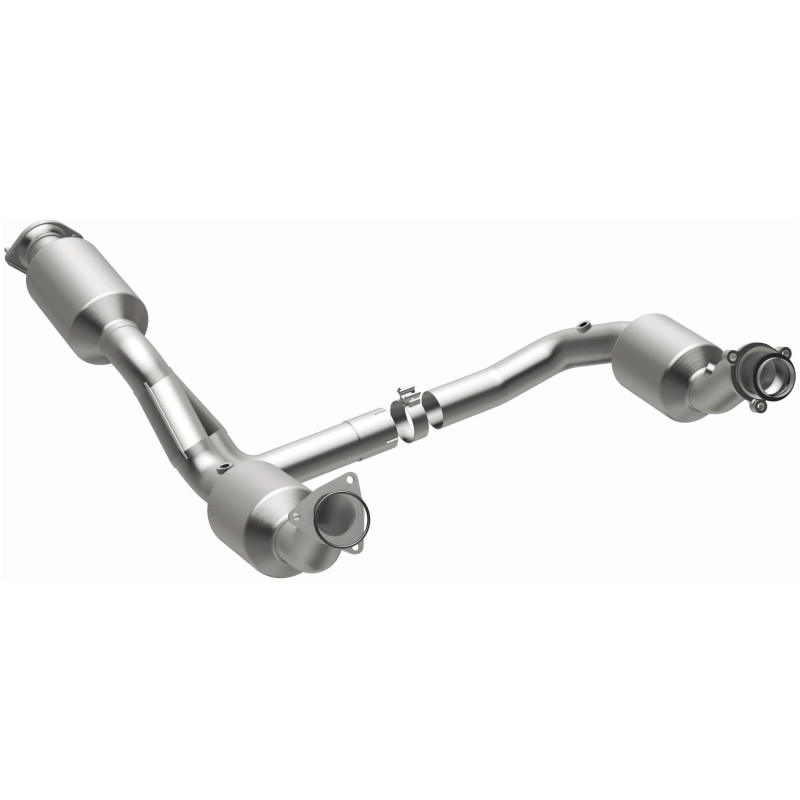 MagnaFlow 2021 Chevrolet Express 2500 4.3L Underbody Direct-Fit Catalytic Converter - 280429