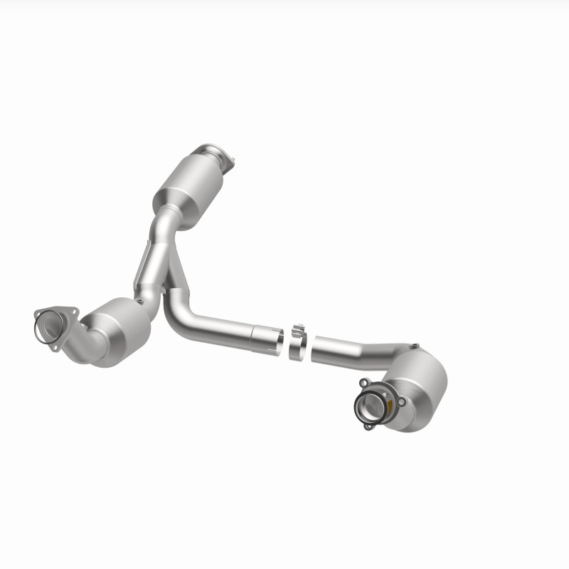MagnaFlow 2021 Chevrolet Express 2500 4.3L Underbody Direct-Fit Catalytic Converter - 280429