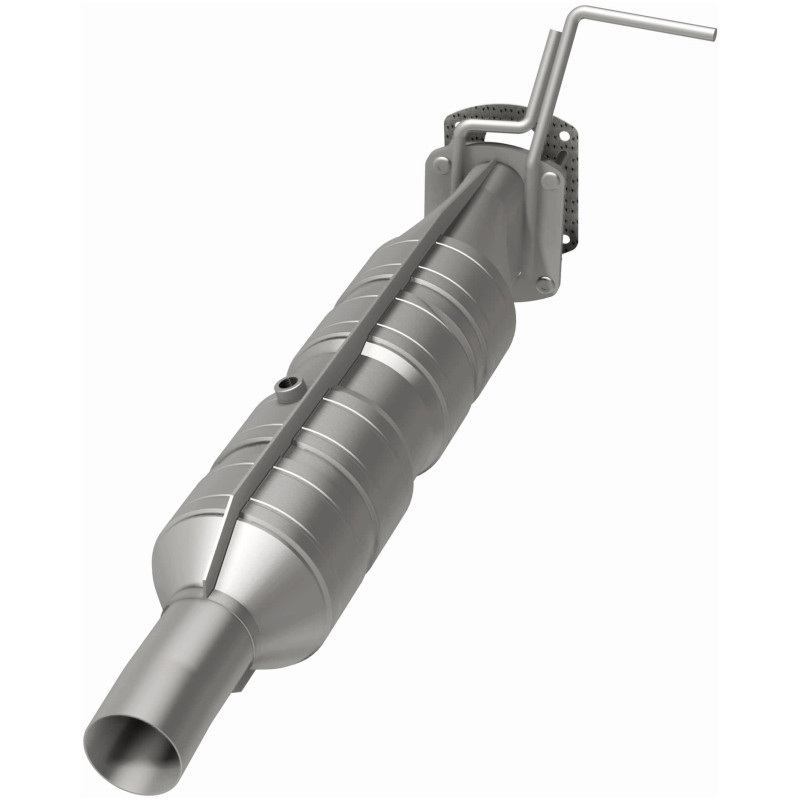 MagnaFlow 09-19 Ford F53 V10 6.8L Underbody 6.8L Direct Fit Catalytic Converter - 280435