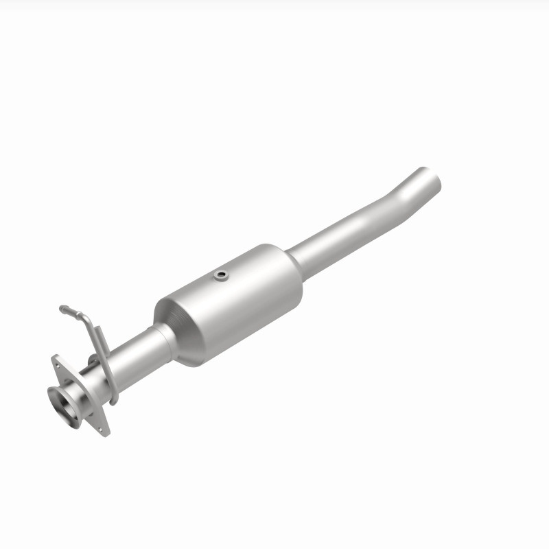 MagnaFlow 16-19 Ford F-650 V10 6.8L Underbody Direct Fit Catalytic Converter - 280445