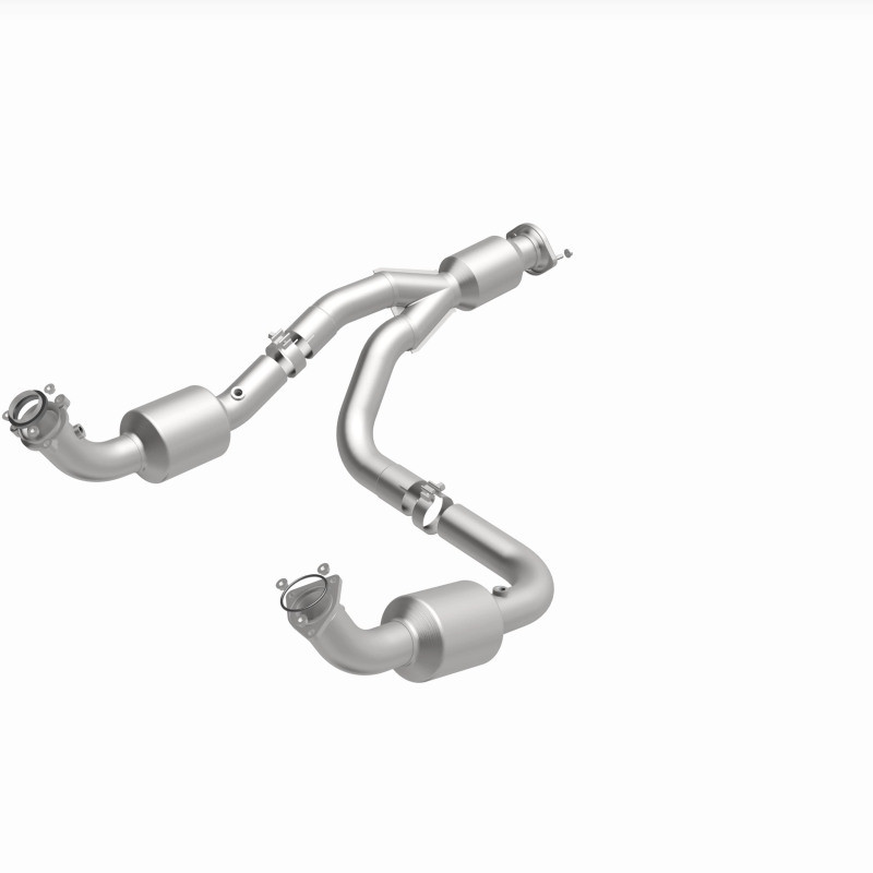 Magnaflow 12-20 Chevrolet Express 4500 Underbody 6.0L Direct Fit Catalytic Converter - 280505