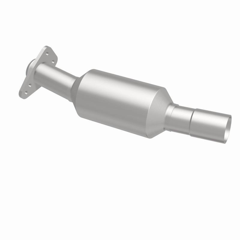 Magnaflow GM Passenger car CA Direct Fit Converter - 3322431