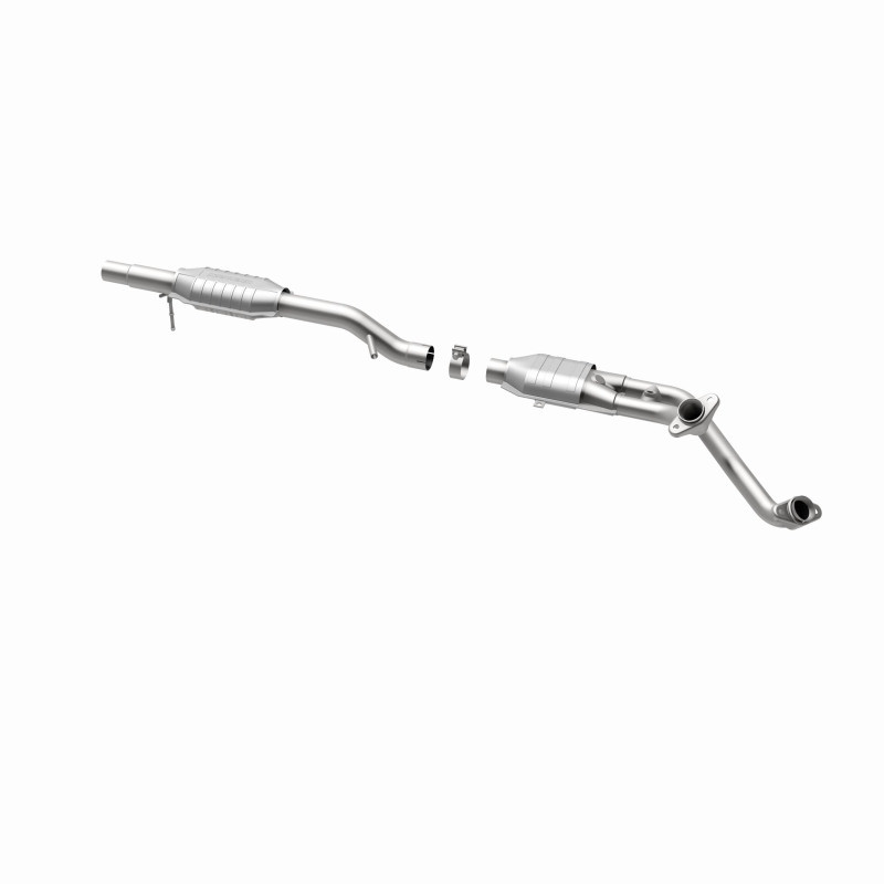 MagnaFlow Conv DF 87-93 Ford Bronco 4.9L / 87-95 F-150/F-250 (Non SD)/F-350 (Non SD) PU 4.9L (CA) - 334302
