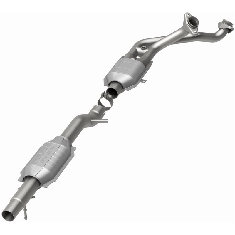 MagnaFlow Conv DF 87-93 Ford Bronco 4.9L / 87-95 F-150/F-250 (Non SD)/F-350 (Non SD) PU 4.9L (CA) - 334302