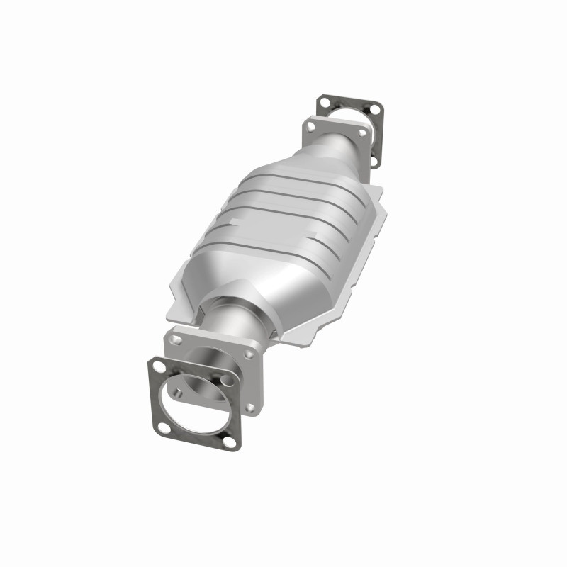 MagnaFlow California Converter Direct Fit 75-82 Chevrolet LUV 1.8L / 86-91 Isuzu Trooper 2.3L - 3391652