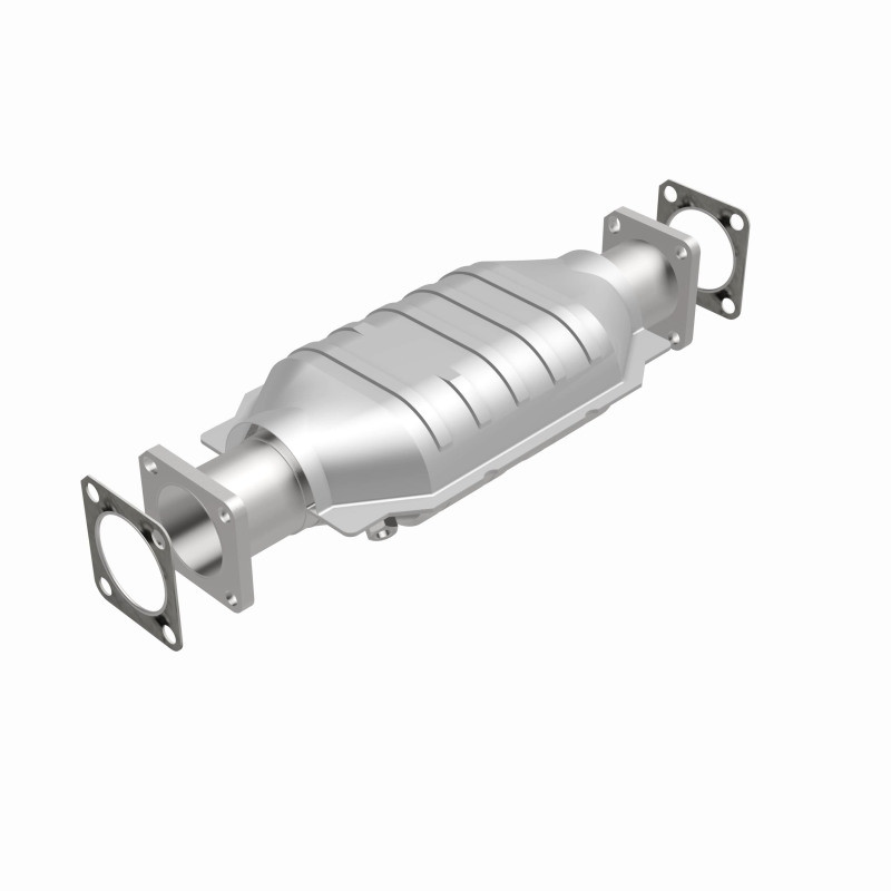 MagnaFlow California Converter Direct Fit 75-82 Chevrolet LUV 1.8L / 86-91 Isuzu Trooper 2.3L - 3391652