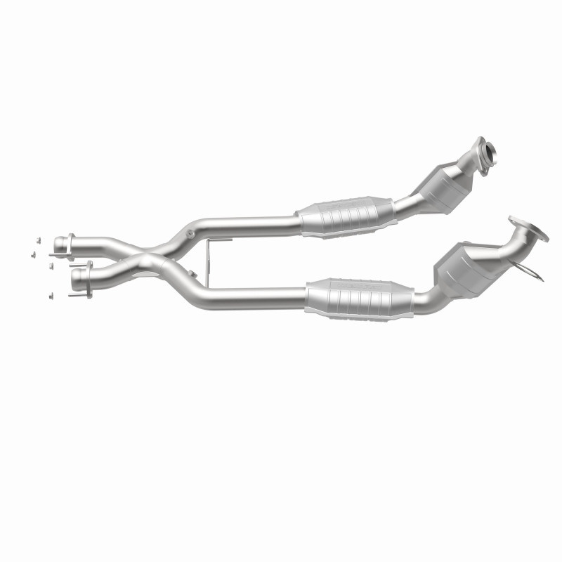 Magnaflow Conv DF 96-98 4.6L *California* - 441112