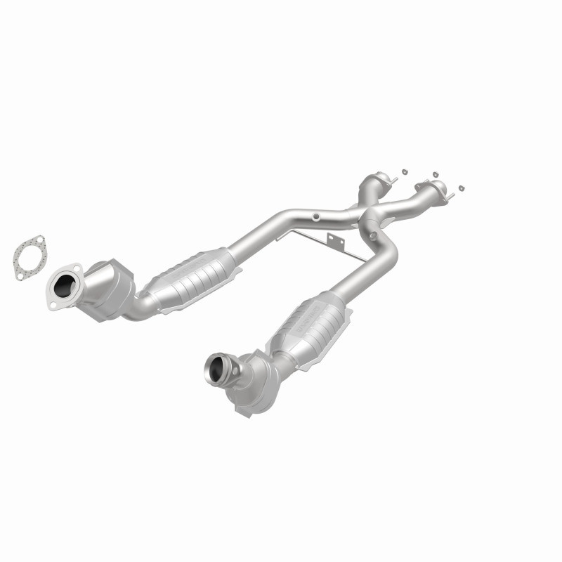Magnaflow Conv DF 96-98 4.6L *California* - 441112