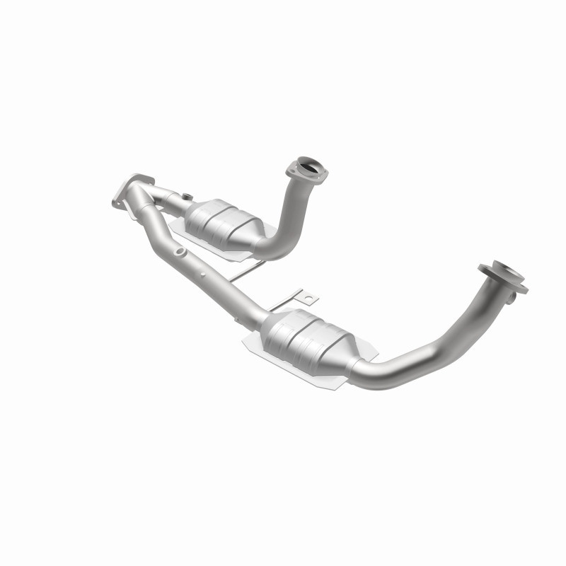 Magnaflow 95-96 Ford Windstar 3.0L Direct Fit Converter - 4451381
