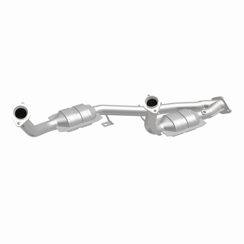 Magnaflow 95-96 Ford Windstar 3.0L Direct Fit Converter - 4451381
