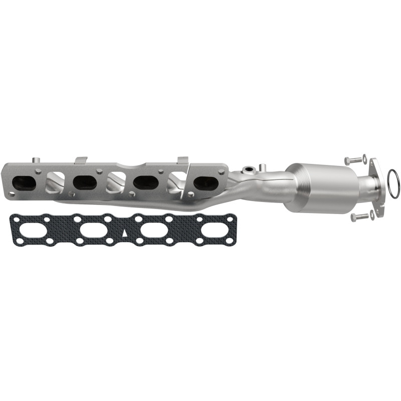 MagnaFlow Direct-Fit SS Catalytic Converter 04-06 Nissan Titan 5.6L V8 (California) - 4451501