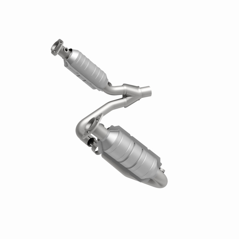 MagnaFlow 06 Mitsubishi Raider Catalytic Converter DF (California) - 4451627