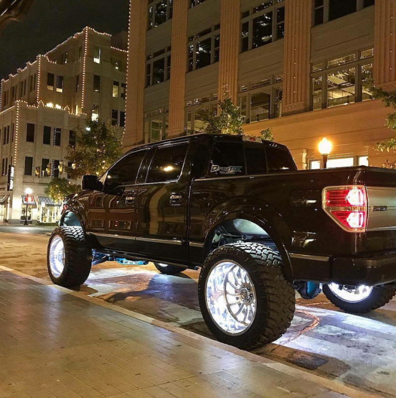 Oracle LED Illuminated Wheel Rings - White - 4215-001