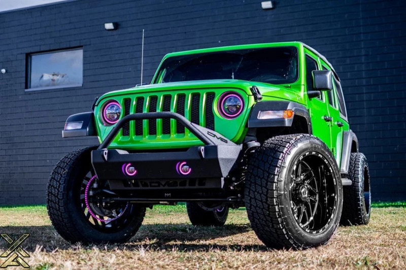 Oracle Jeep Wrangler JL/Gladiator JT 7in. High Powered LED Headlights (Pair) - White - 5769J-001