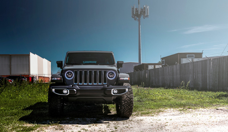 Oracle Jeep Wrangler JL/Gladiator JT 7in. High Powered LED Headlights (Pair) - White - 5769J-001