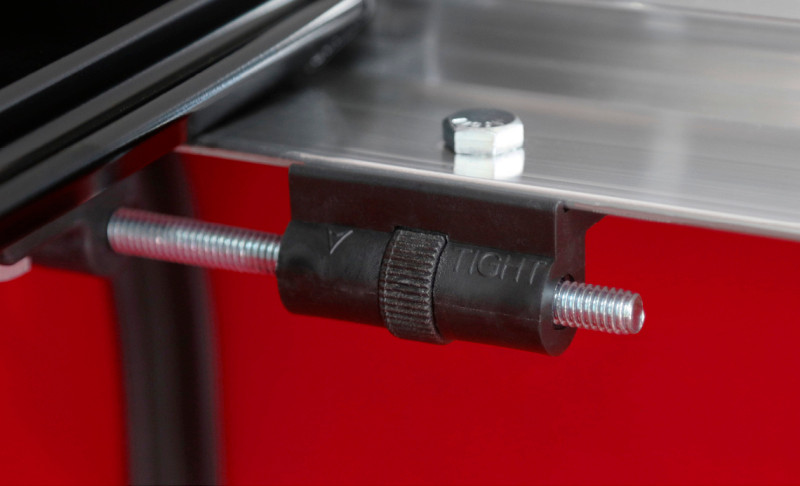 Access Tonnosport 04-15 Titan Crew Cab 5ft 7in Bed (Clamps On w/ or w/o Utili-Track) Roll-Up Cover - 22030159