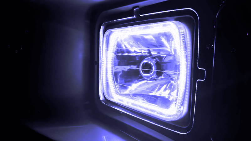 Oracle Pre-Installed Lights 7x6 IN. Sealed Beam - White Halo - 6908-001