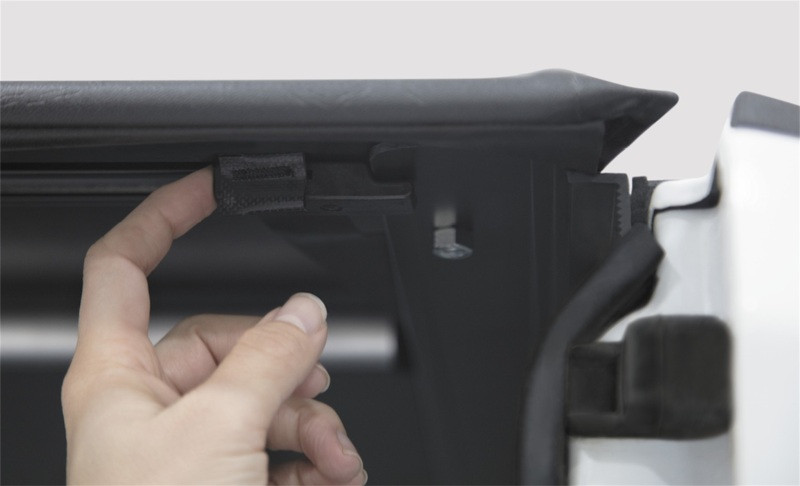 Access Literider 04-15 Titan Crew Cab 5ft 7in Bed (Clamps On w/ or w/o Utili-Track) Roll-Up Cover - 33159