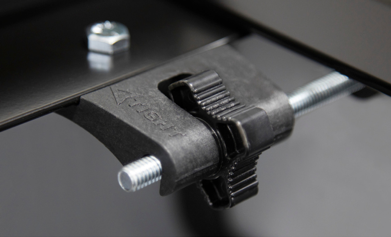 Access Lorado 01-07 Chevy/GMC Full Size Dually 8ft Bed Roll-Up Cover - 42229