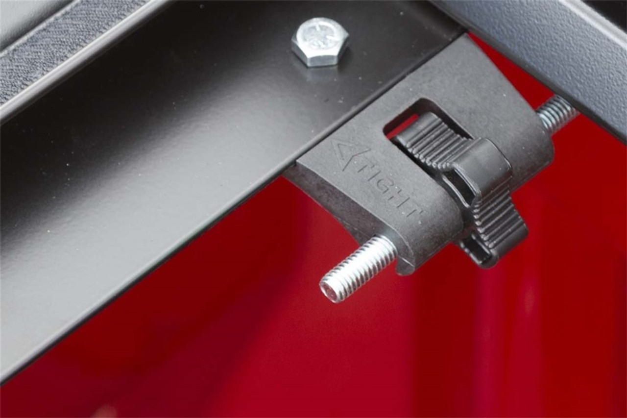 Access Lorado 01-07 Chevy/GMC Full Size Dually 8ft Bed Roll-Up Cover - 42229