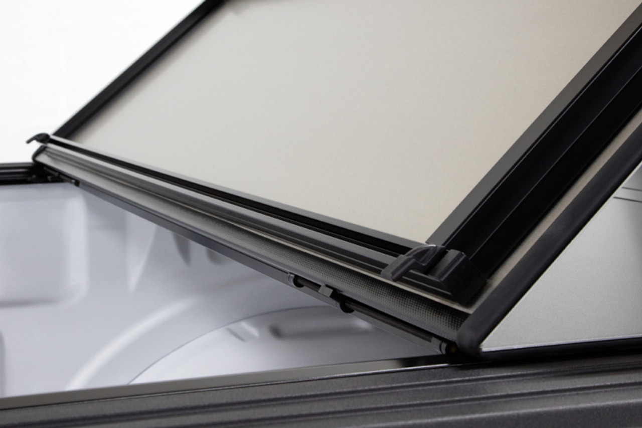 Access LOMAX Pro Series Tri-Fold Cover 17-19 Honda Ridgeline 5ft Bed - Blk Diamond Mist - B0060019
