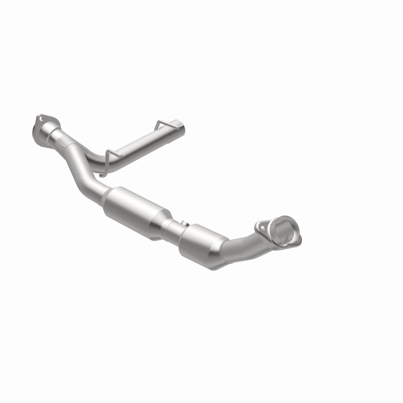 Magnaflow 03-04 Lincoln Navigator 5.4L Direct Fit Converter - 4583029