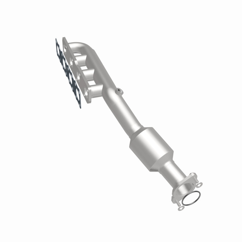 Magnaflow 2004 Nissan Titan 5.6L Direct Fit Converter - 4583381