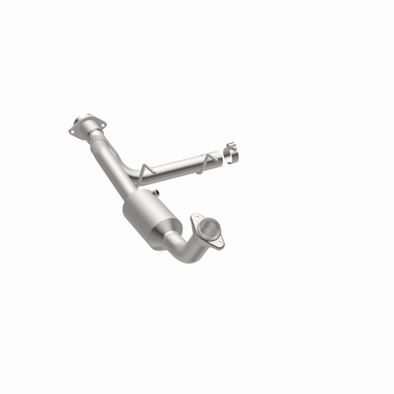 MagnaFlow Conv Direct Fit 05-06 Lincoln Navigator 5.4L w/ 3in Main Piping - 52508