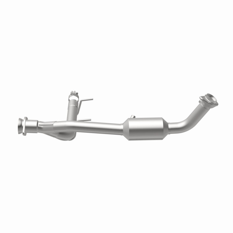MagnaFlow Conv Direct Fit 05-06 Lincoln Navigator 5.4L w/ 3in Main Piping - 52508