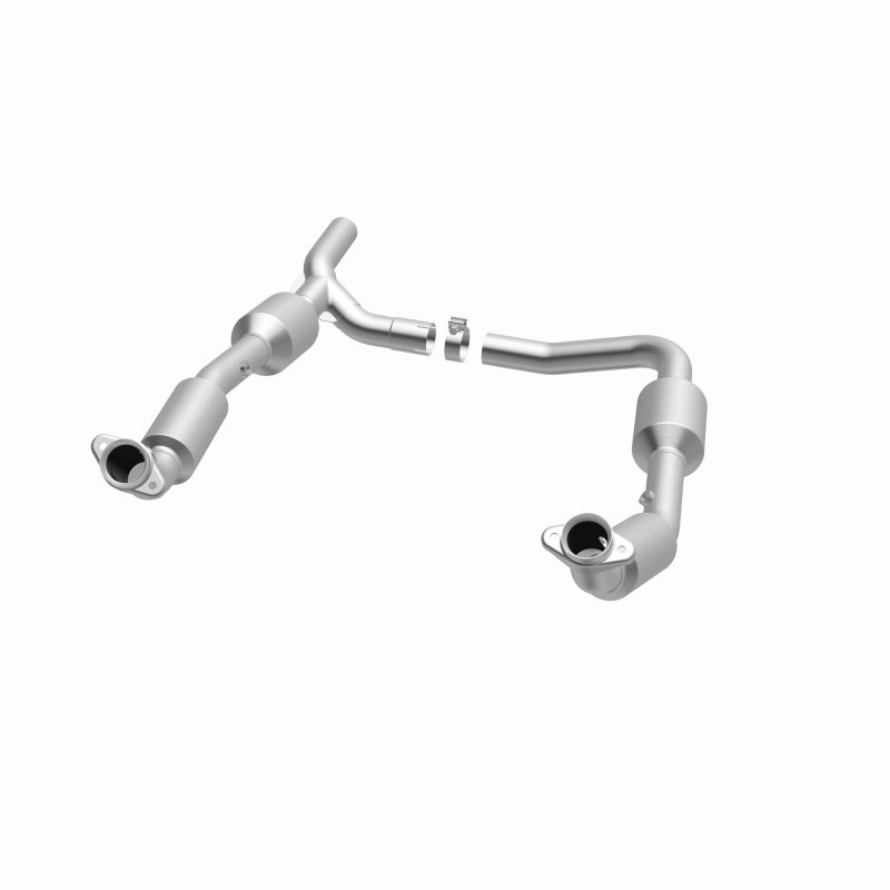 MagnaFlow Conv Direct Fit 2008+ Ford E-150 4.6L - 5481640