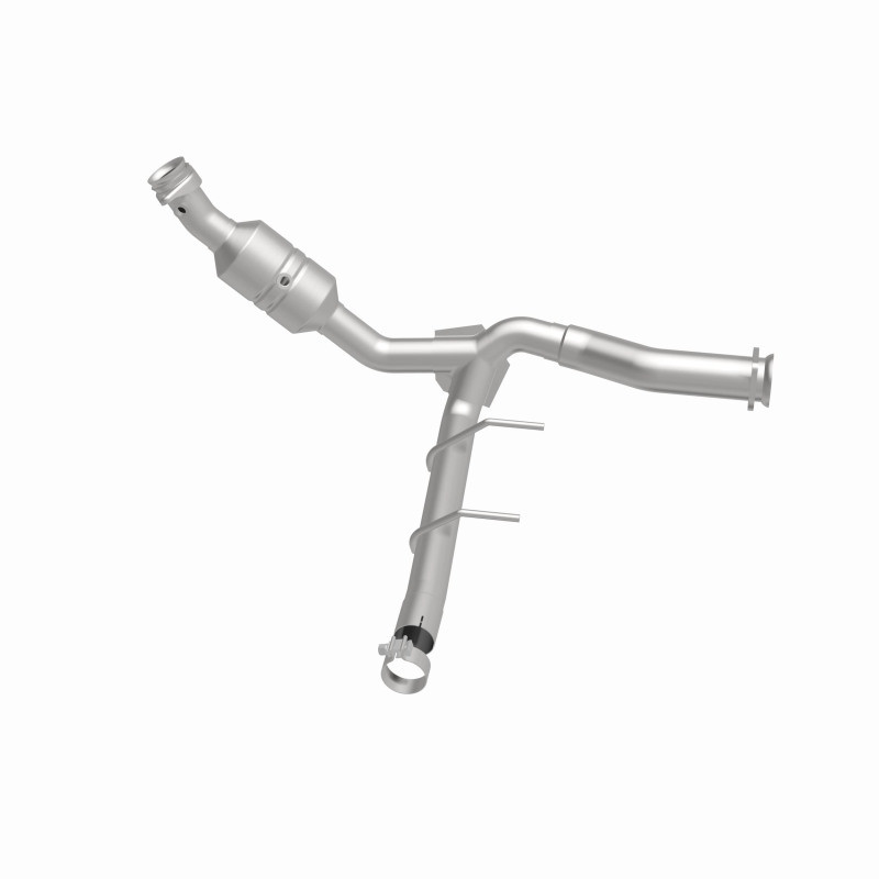 MagnaFlow 11-14 Ford F-150 5.0L Direct Fit CARB Compliant Left Catalytic Converter - 5551139