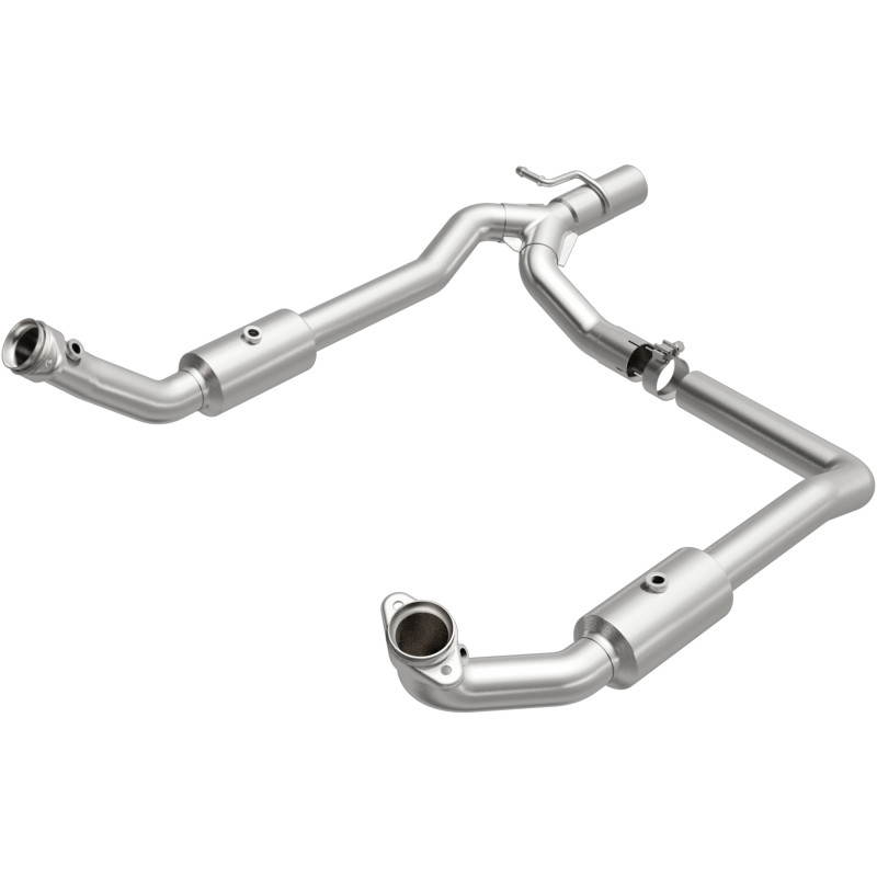 MagnaFlow 09-14 Ford E-150 California Grade CARB Compliant Direct-Fit Catalytic Converter - 5551294