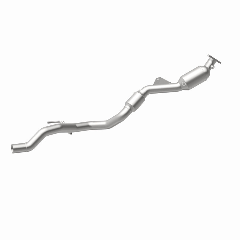 Magnaflow 11-17 Volkswagen Touareg 3.6L Direct Fit Converter - 5551410