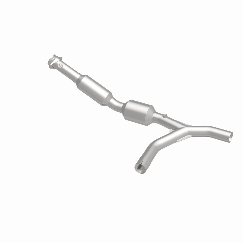 Magnaflow 2007 Ford E-150 4.6L Direct Fit Converter - 5582310