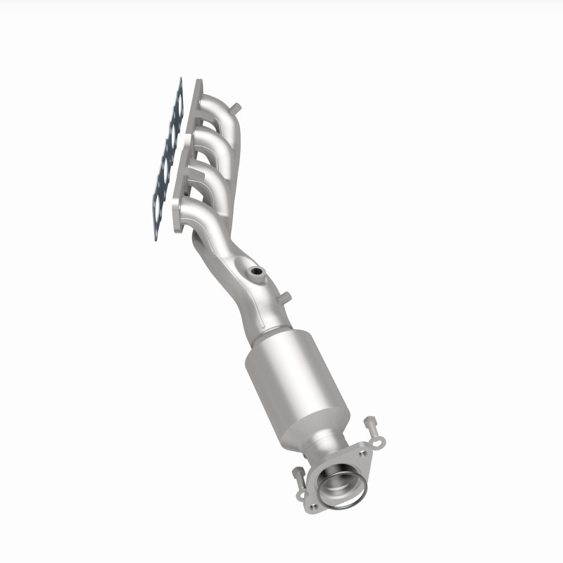 Magnaflow 05-06 Nissan Titan 5.6L Direct Fit Converter - 5582357