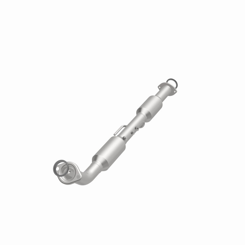 MagnaFlow 13-15 Toyota Tacoma California Grade CARB Compliant Direct-Fit Catalytic Converter - 5582703